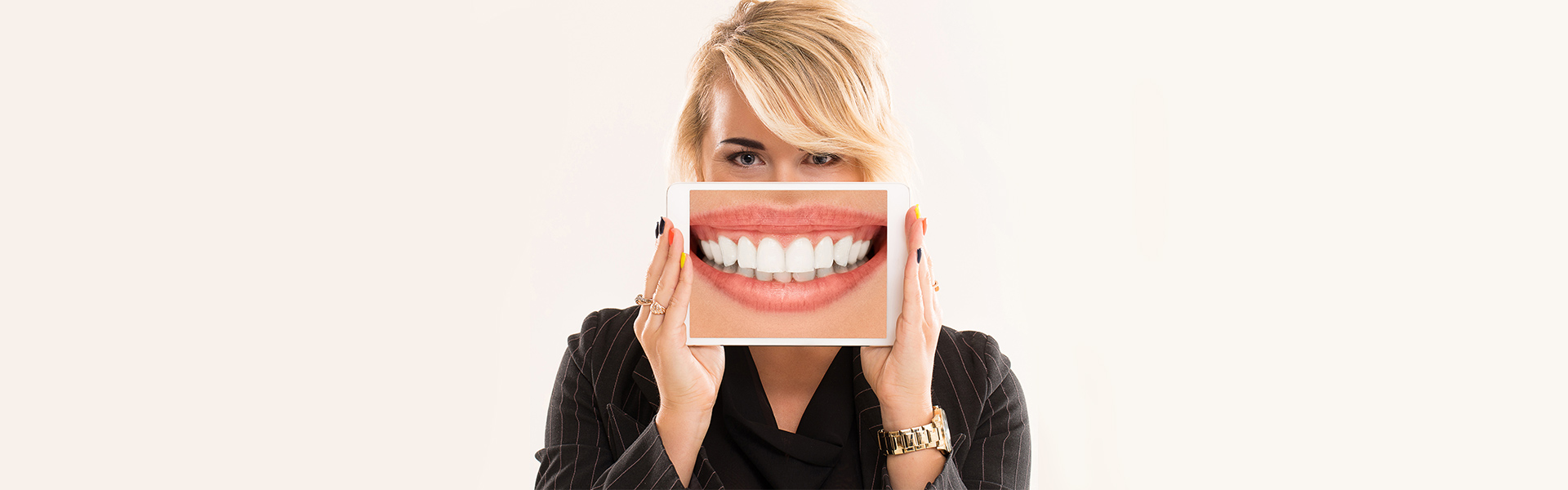 Can Teeth Whitening Help with Sensitive Teeth? Here’s What You Should Know